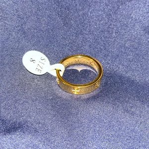 Gold ring